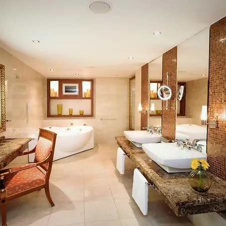 Hilton 5* Praga