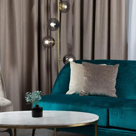 Hilton Atrium 5* Praha