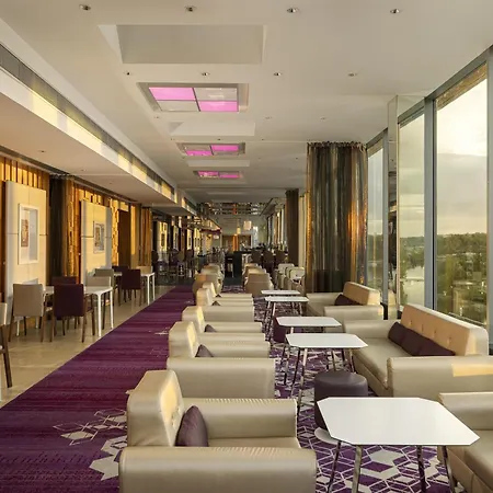 Hilton Atrium ホテル プラハ
