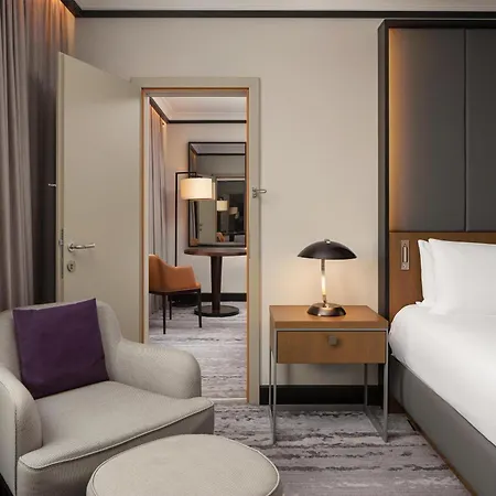 Hilton Atrium プラハ