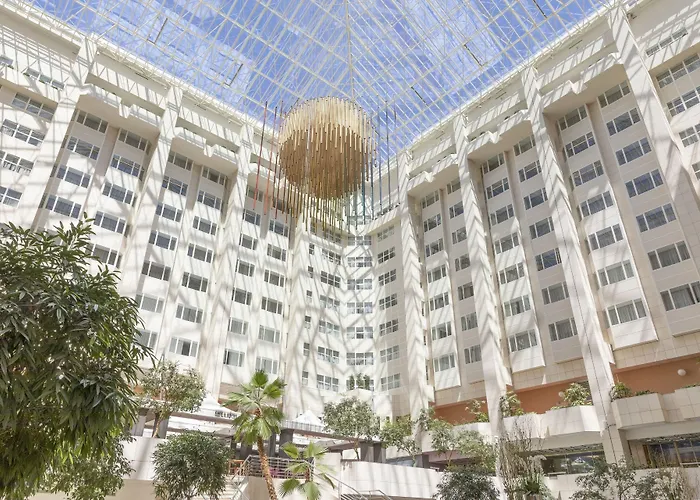 Hilton Atrium Hotell