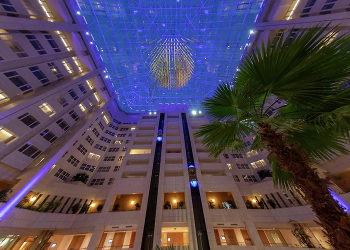 Hilton Atrium Hotell