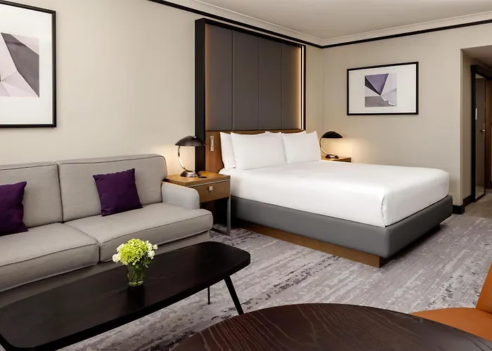 Hotell Hilton Atrium 5*