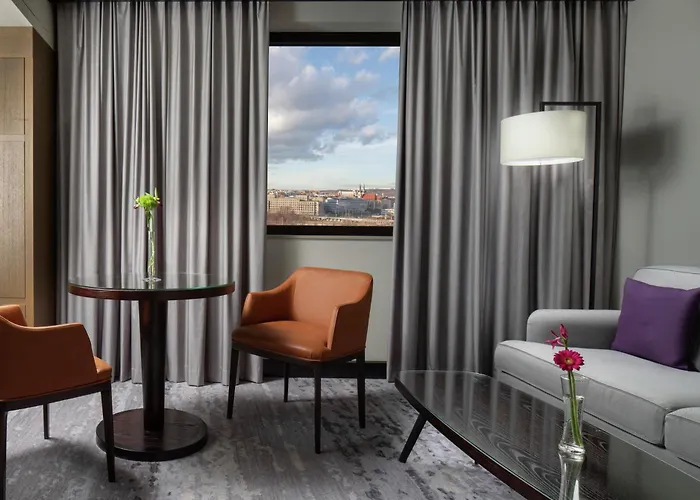 Hilton Atrium Hotell