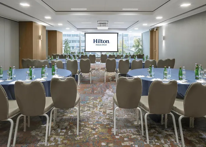 מלון Hilton Atrium 5*