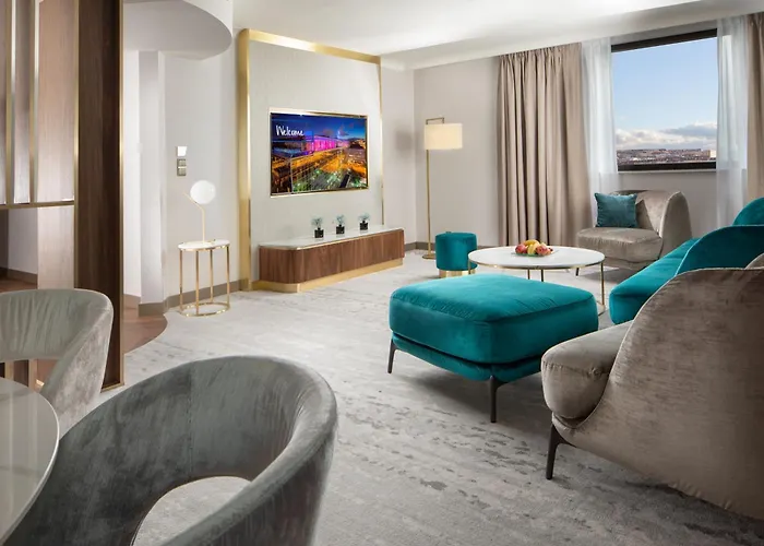 Hilton Atrium 5*
