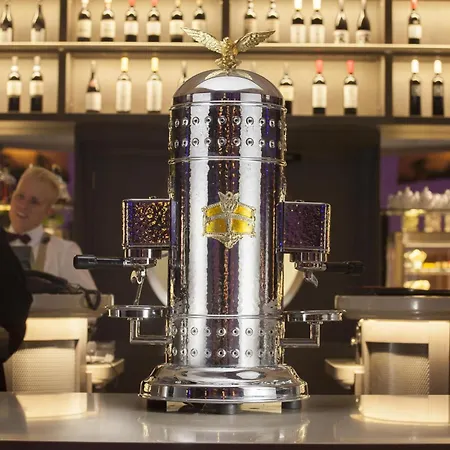 Hilton Atrium Ξενοδοχείο